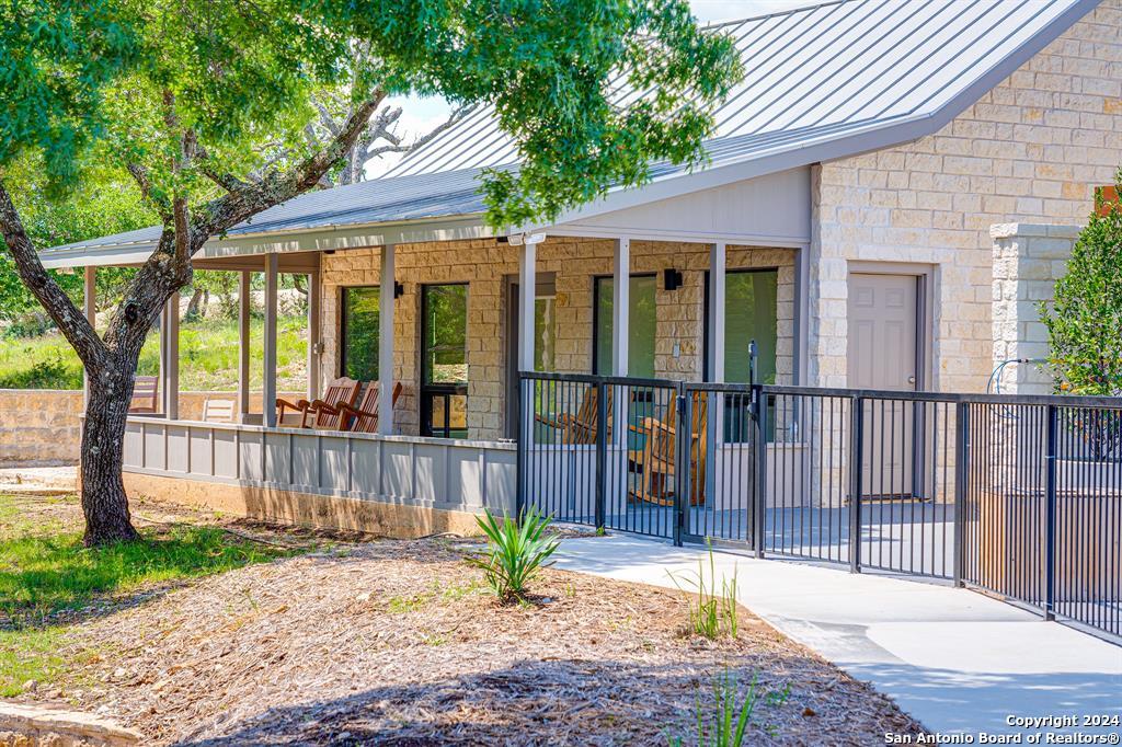 6477 Ranch Road 783 Harper TX 78631