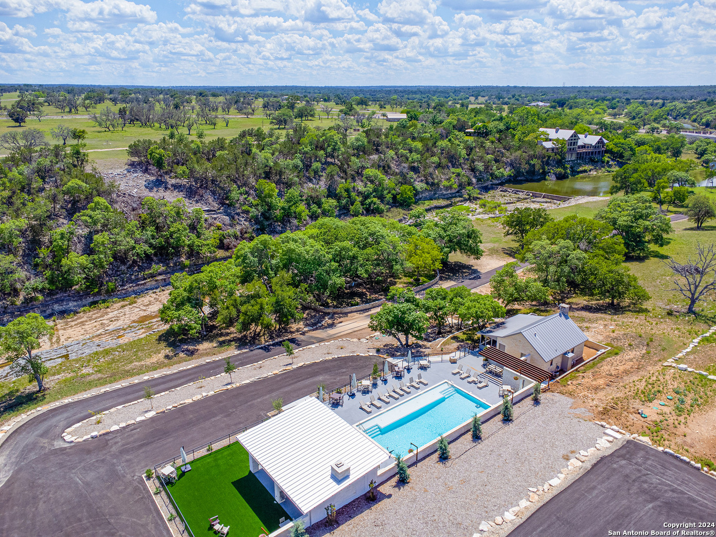6477 Ranch Road 783 Harper TX 78631