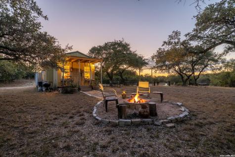 1100 Thompson Ranch Road Wimberley TX 78676