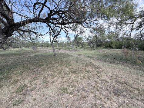 8702 Old Sky Harbor San Antonio TX 78242