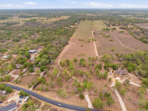 970 Stevens Road Somerset TX 78069
