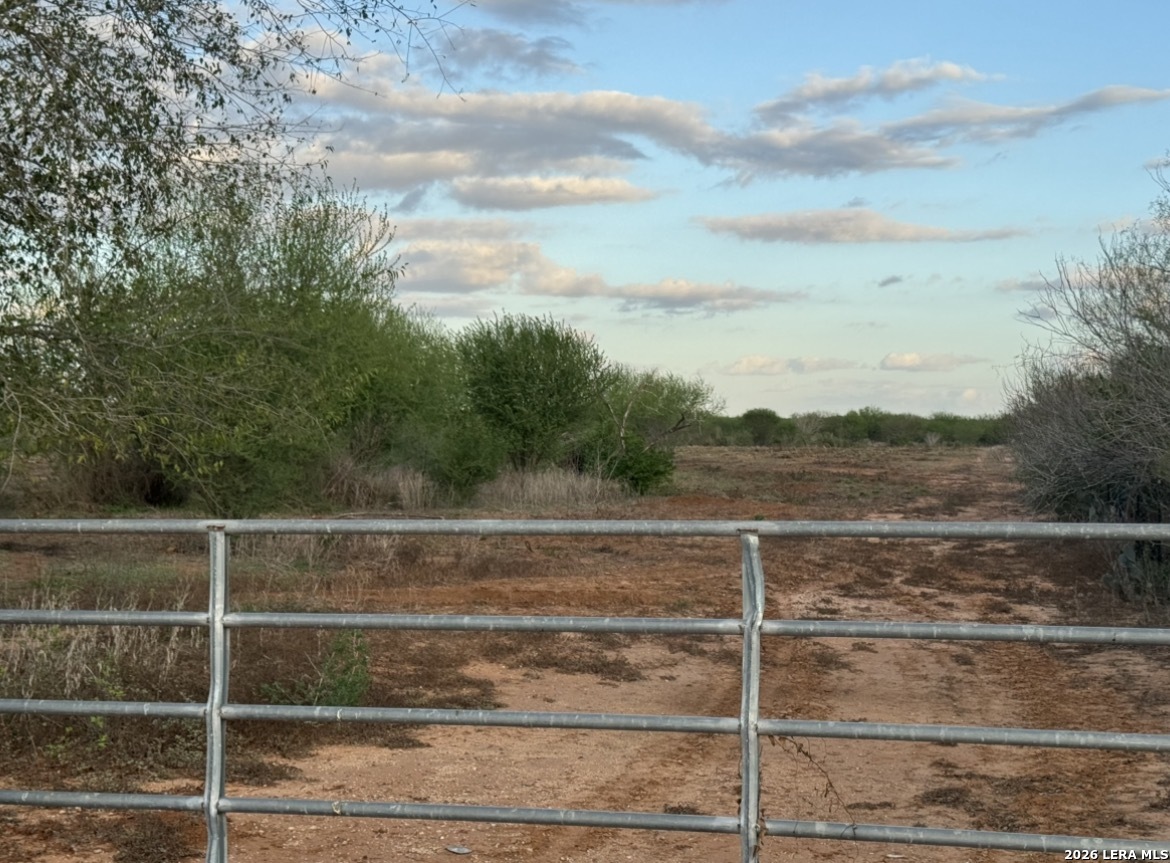 24 Cheyenne Hebbronville TX 78361