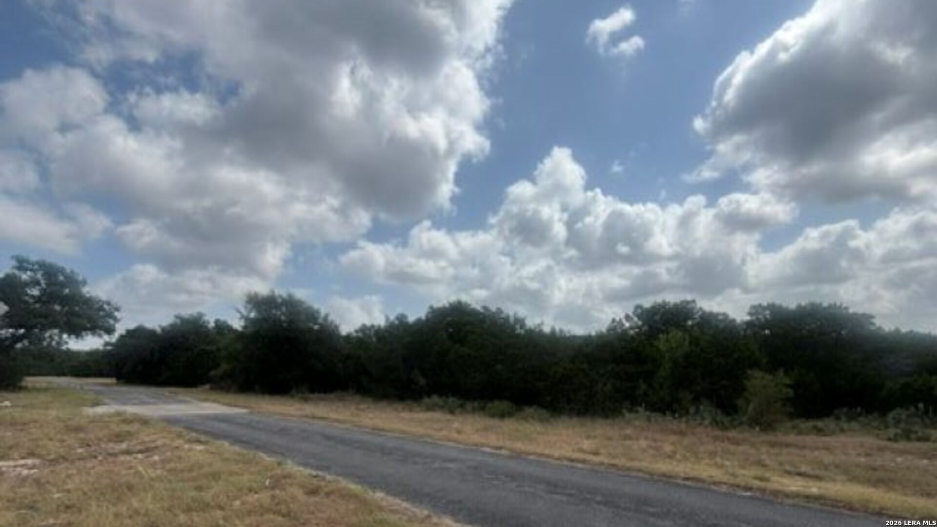 Lot 43 Pr 2535 Mico TX 78056