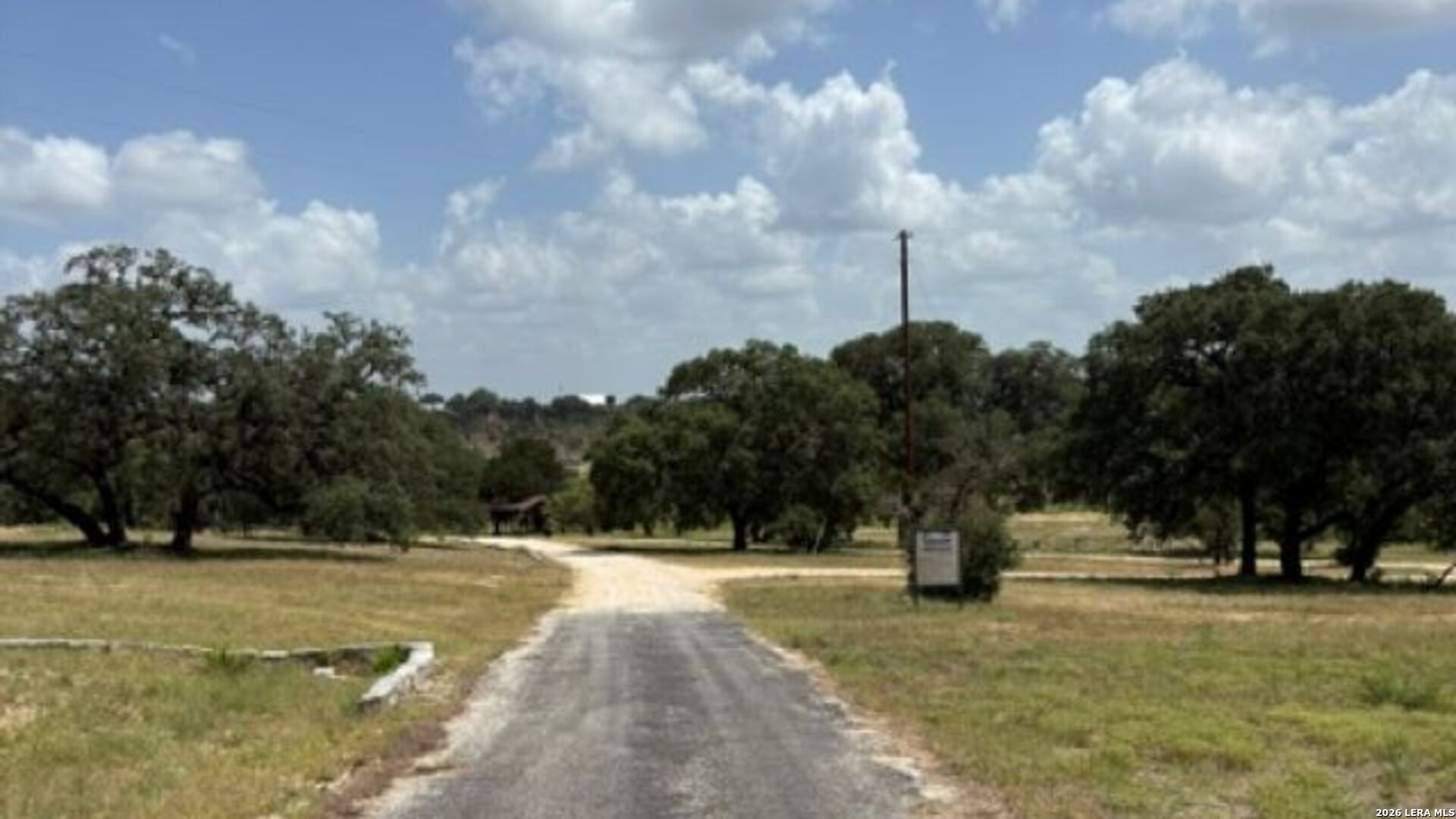Lot 43 Pr 2535 Mico TX 78056