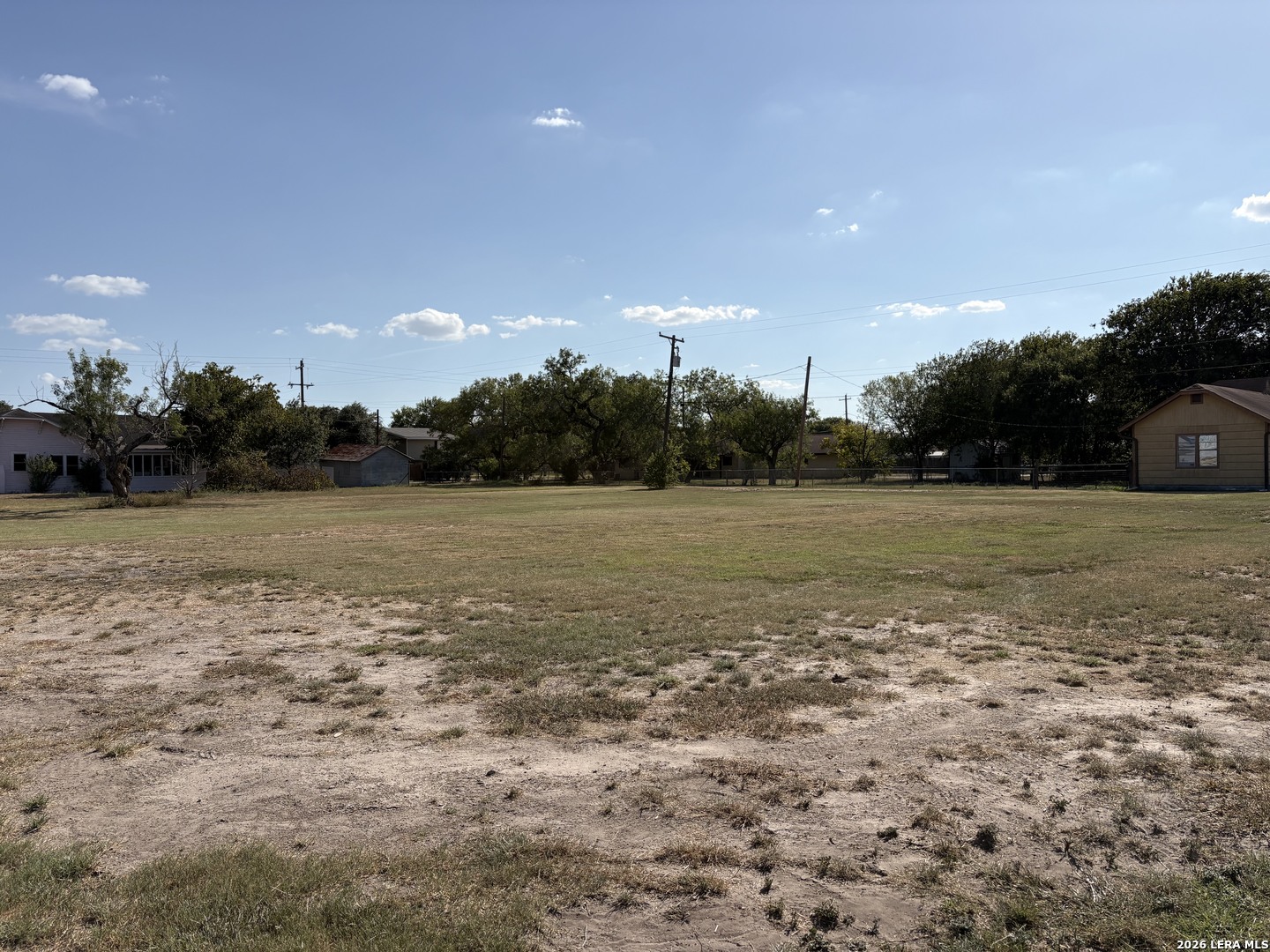 604 S 7th Street Kenedy TX 78119