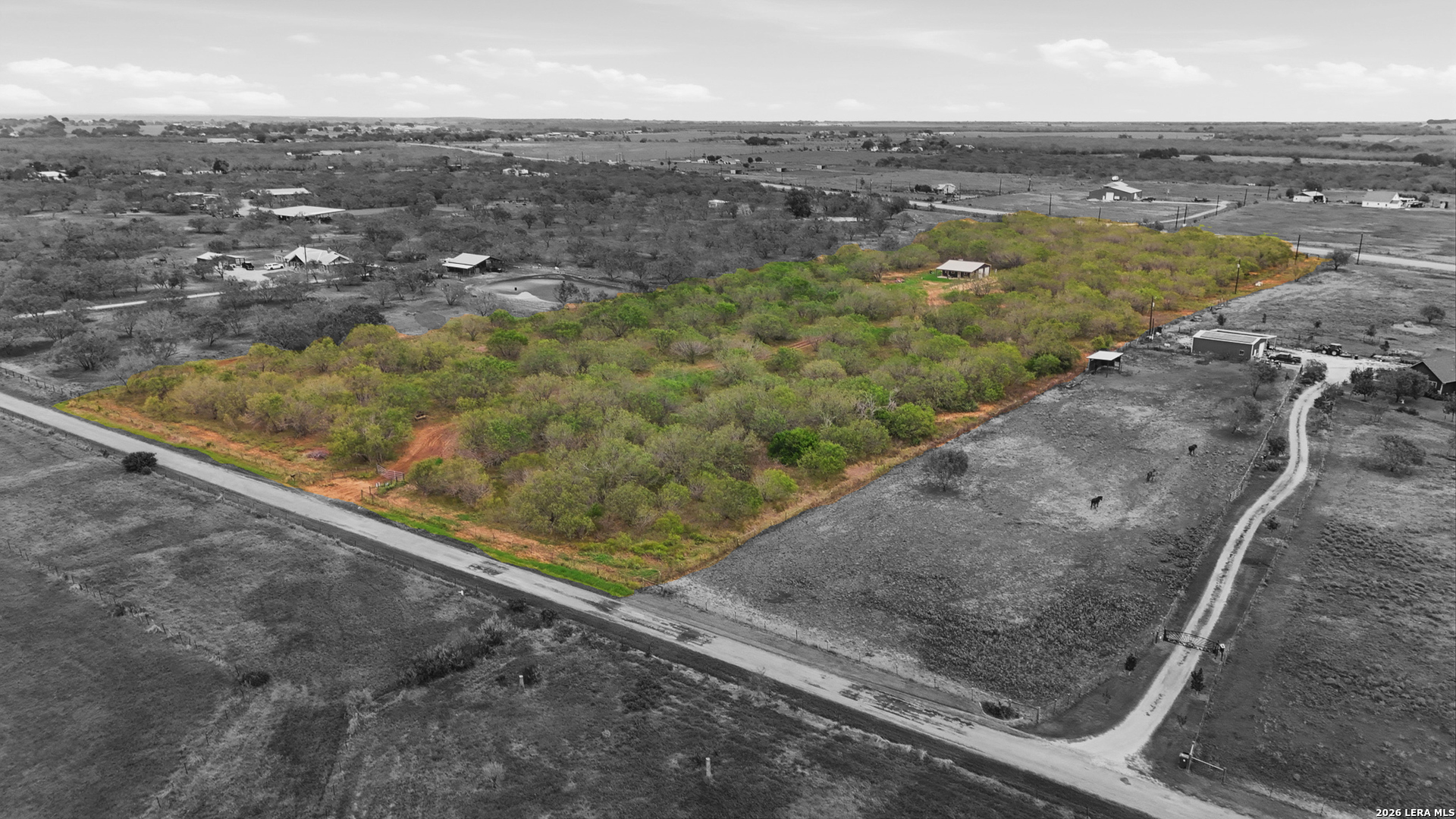 812 County Road 415 Stockdale TX 78160