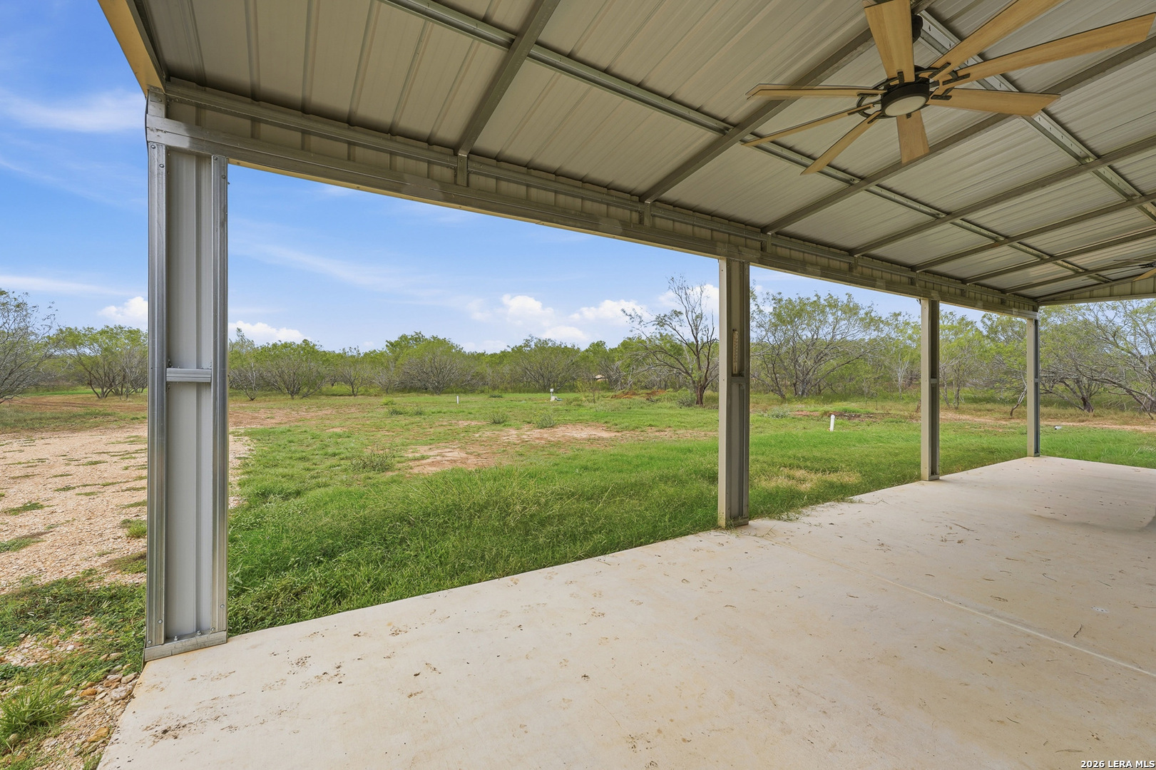 812 County Road 415 Stockdale TX 78160