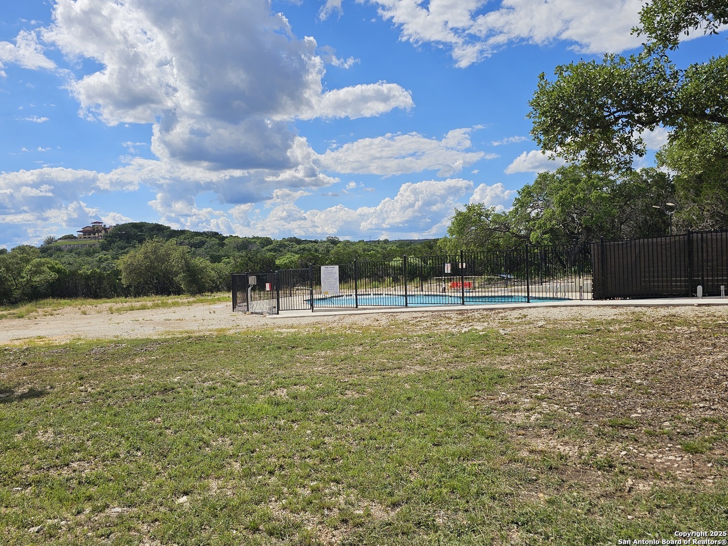 Pr 1747 Lot 347 Mico TX 78056