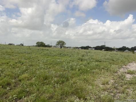 Lot 2 County Road 6723 Natalia TX 78059