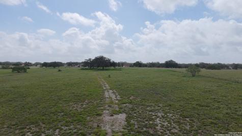 Lot 2 County Road 6723 Natalia TX 78059