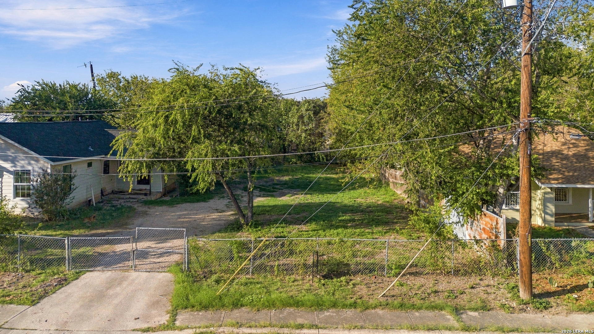 1707 N Center Street San Antonio TX 78202