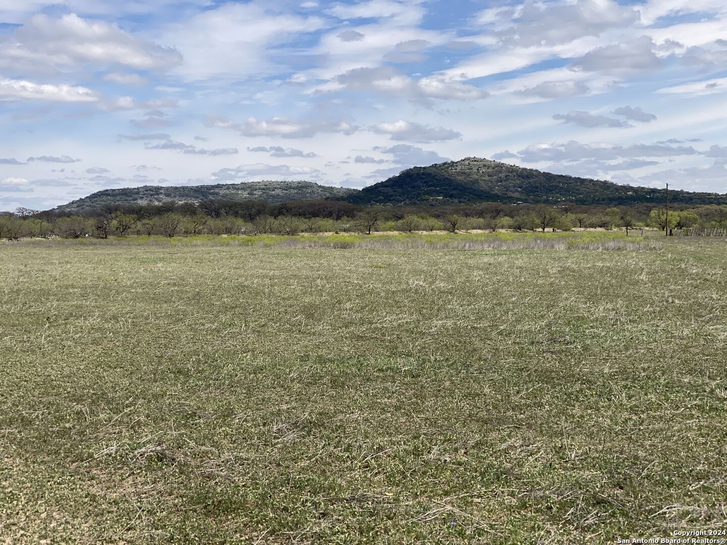254 Possum Haw Holly Trail Leakey TX 78873