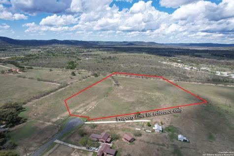 254 Possum Haw Holly Trail Leakey TX 78873