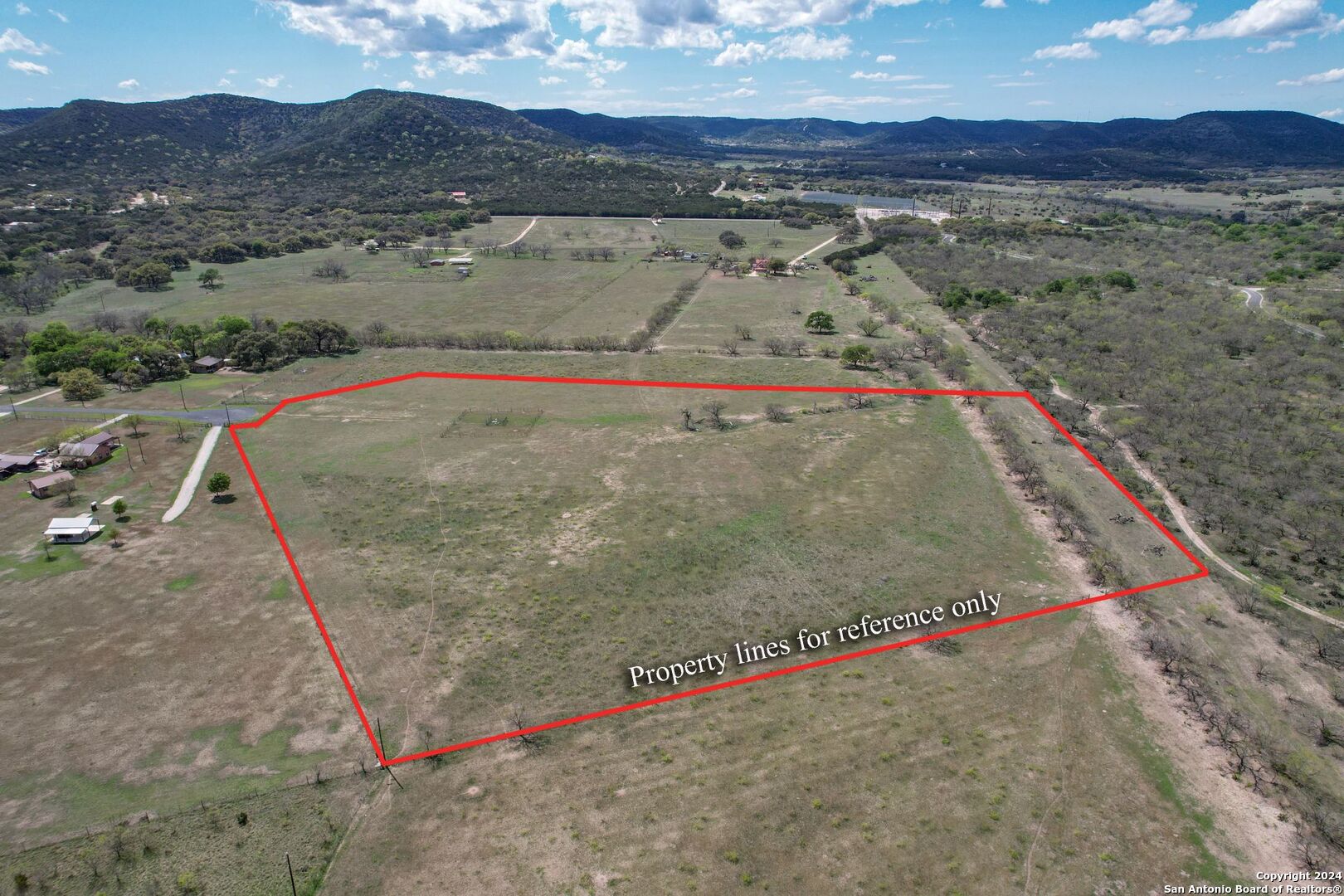 254 Possum Haw Holly Trail Leakey TX 78873
