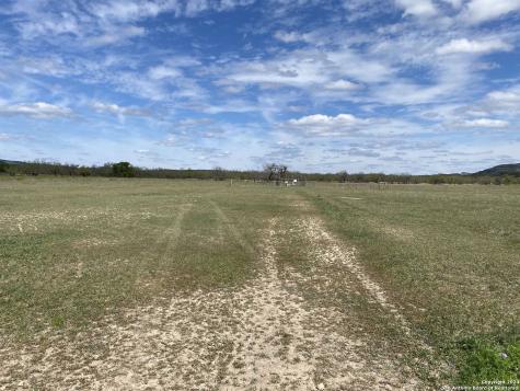 254 Possum Haw Holly Trail Leakey TX 78873