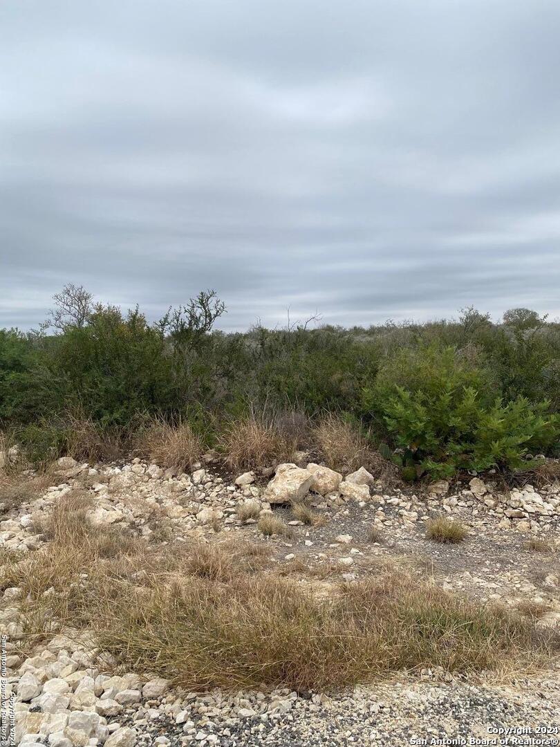264 Legend Hills Road Uvalde TX 78801