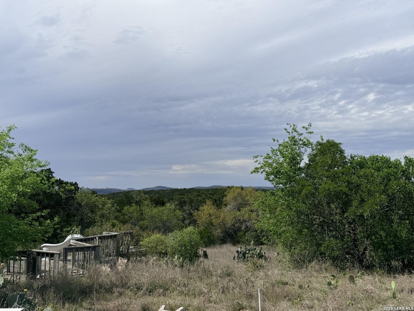 686 County Road 2700 Mico TX 78056