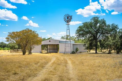 1700 Bruce Poteet TX 78065
