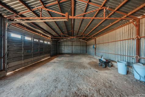 1700 Bruce Poteet TX 78065
