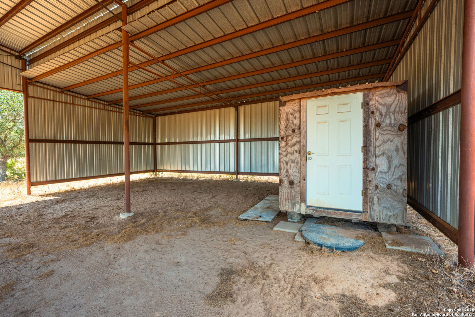 1700 Bruce Poteet TX 78065