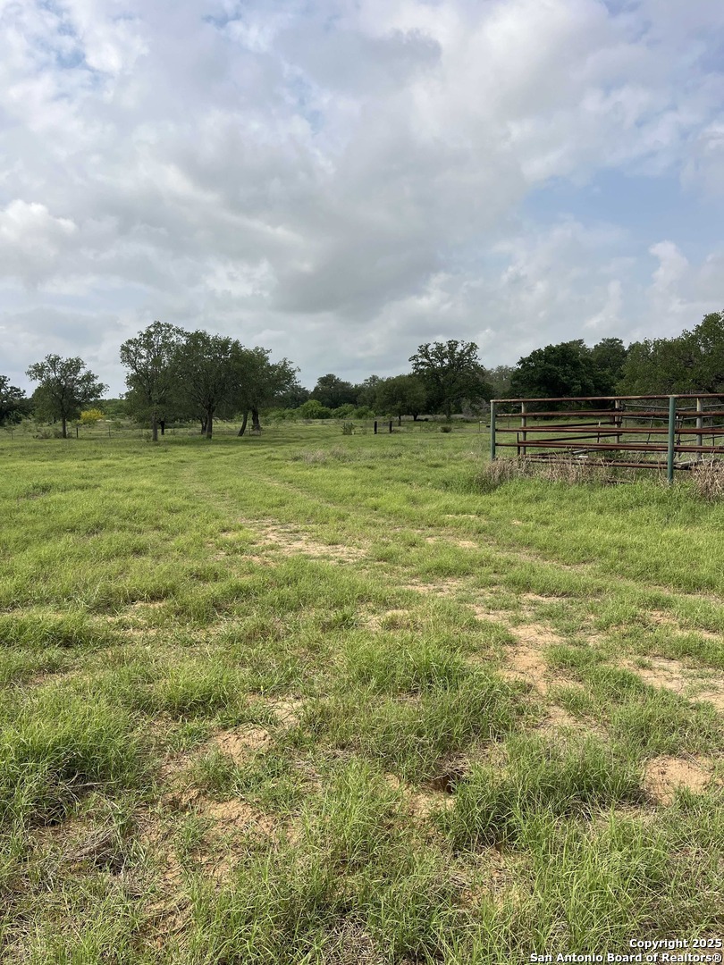 1700 Bruce Poteet TX 78065