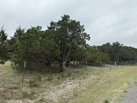 1430 Circle Acres Bulverde TX 78163
