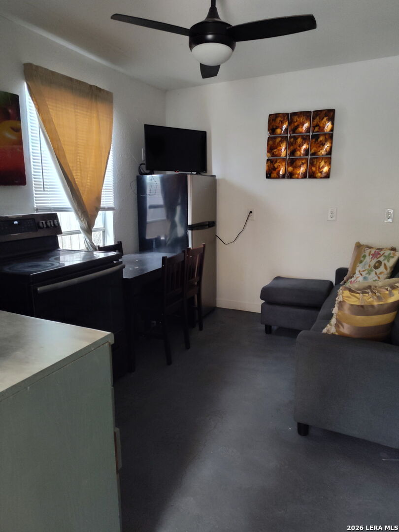 1305 Vickers Avenue San Antonio TX 78211