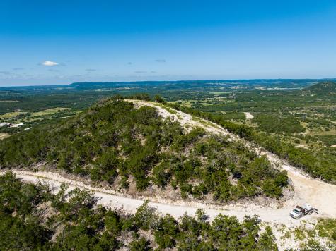 311 Jackson Way Tarpley TX 78883
