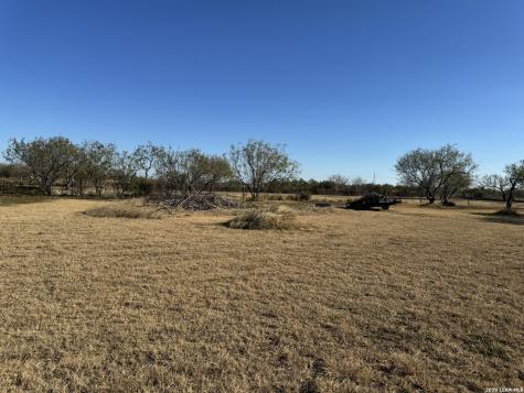 6323 County Road 1612 Portland TX 78374