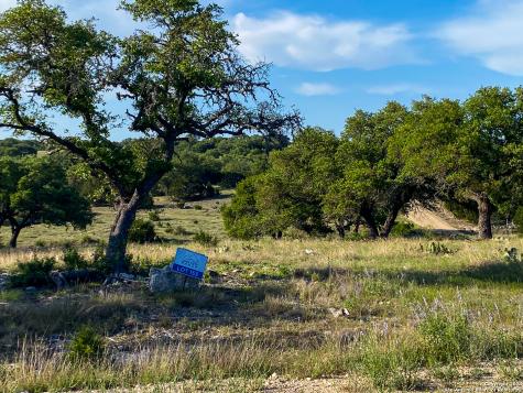 153 Galvin Woods Road Kerrville TX 78028