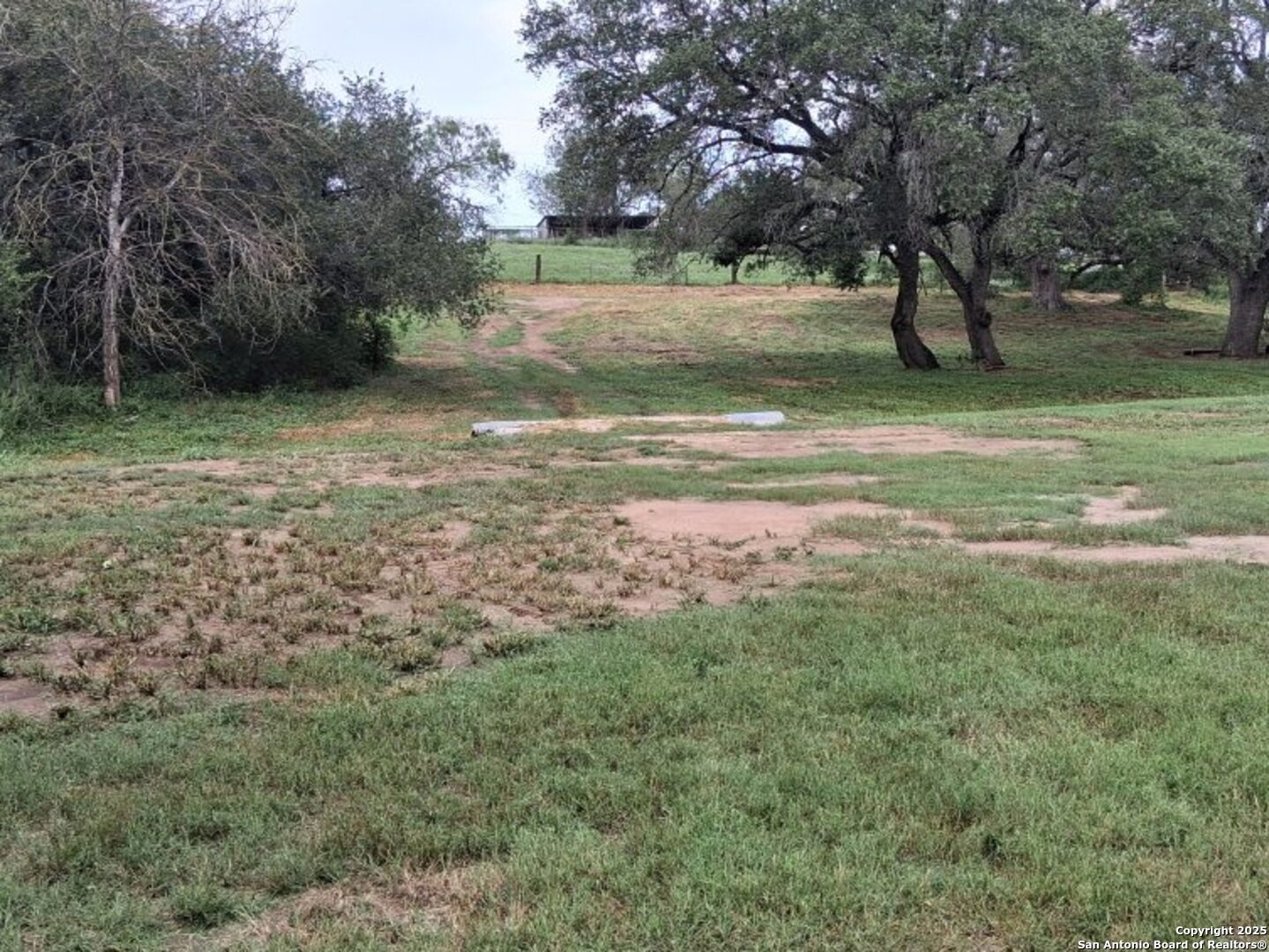 277 Nob Floresville TX 78114