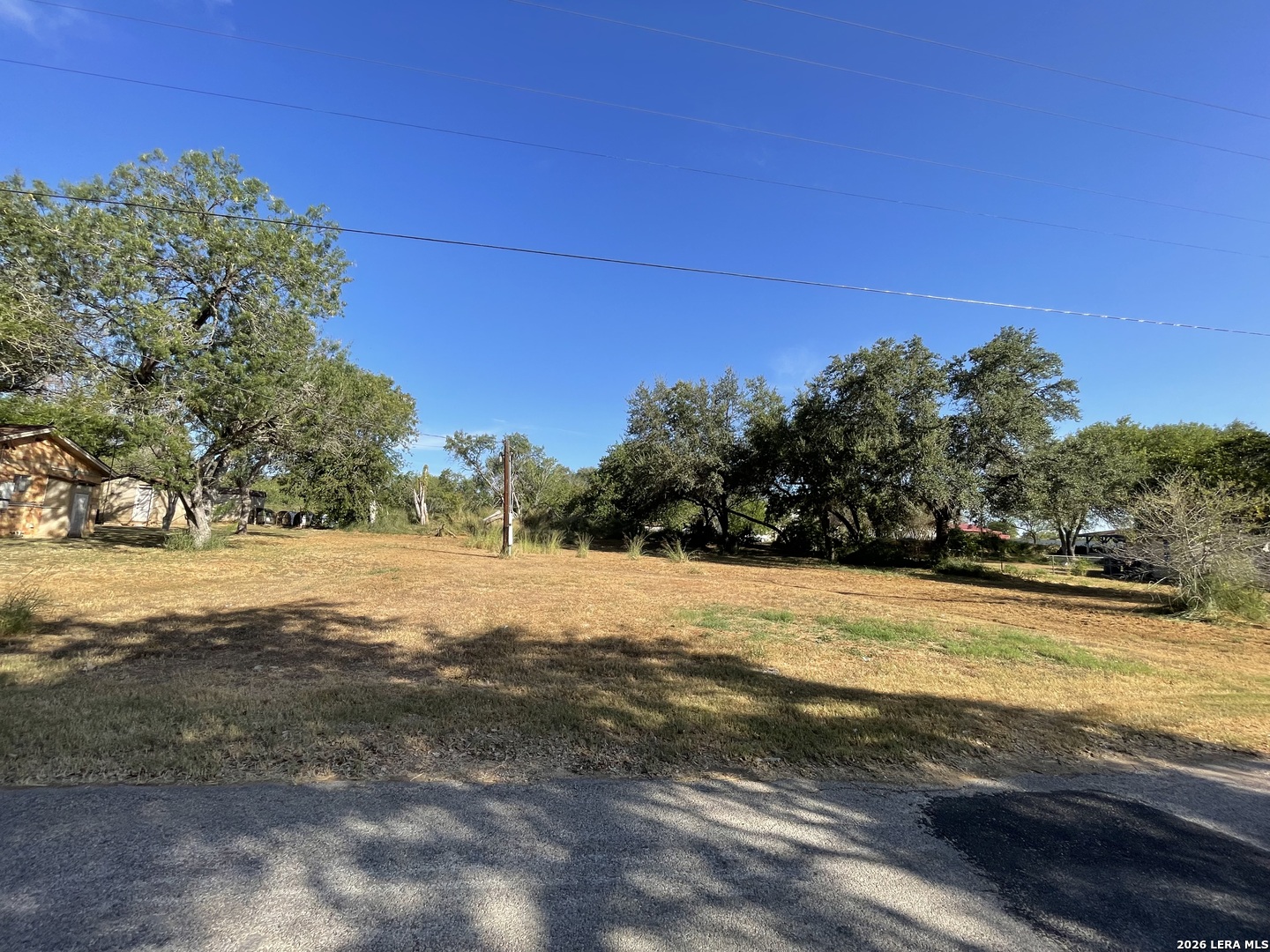 1511 E Street Floresville TX 78114
