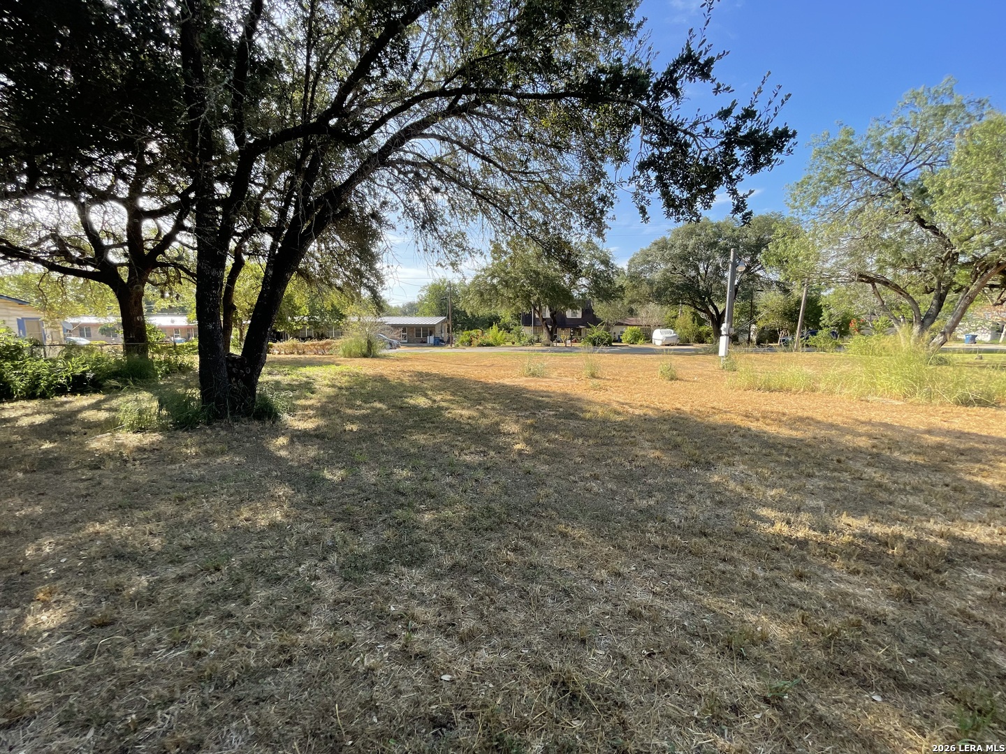 1511 E Street Floresville TX 78114