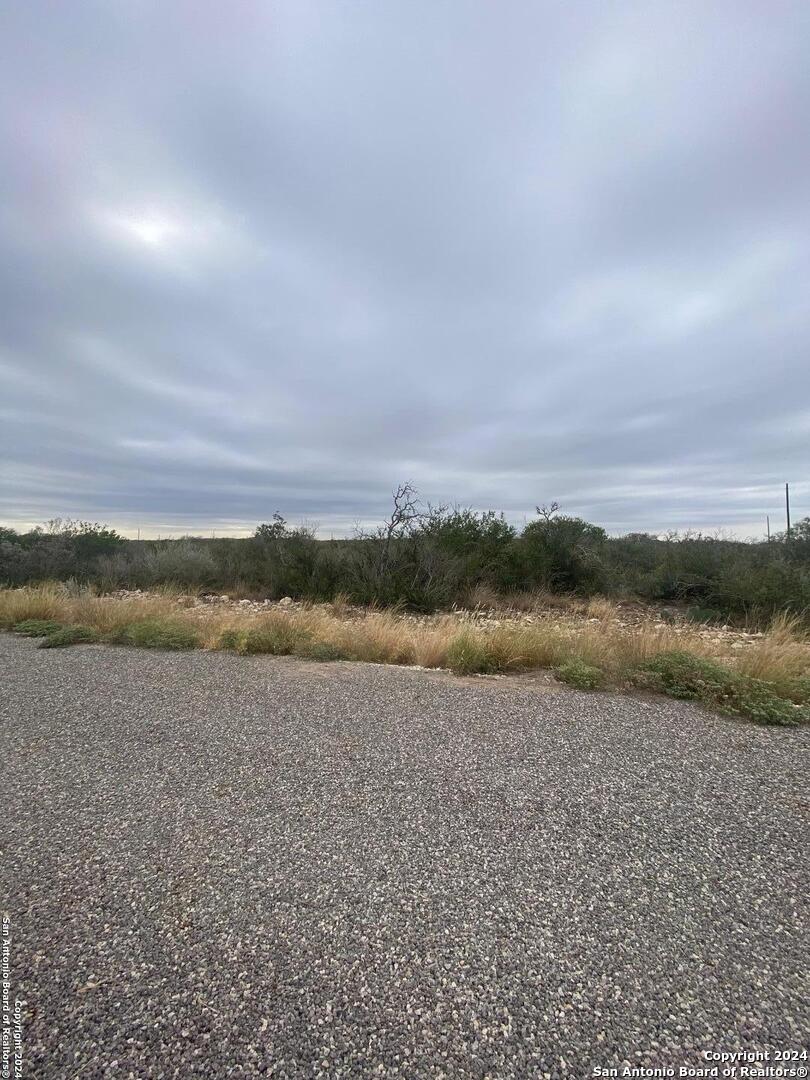 30 Rocky Hills Circle Uvalde TX 78801