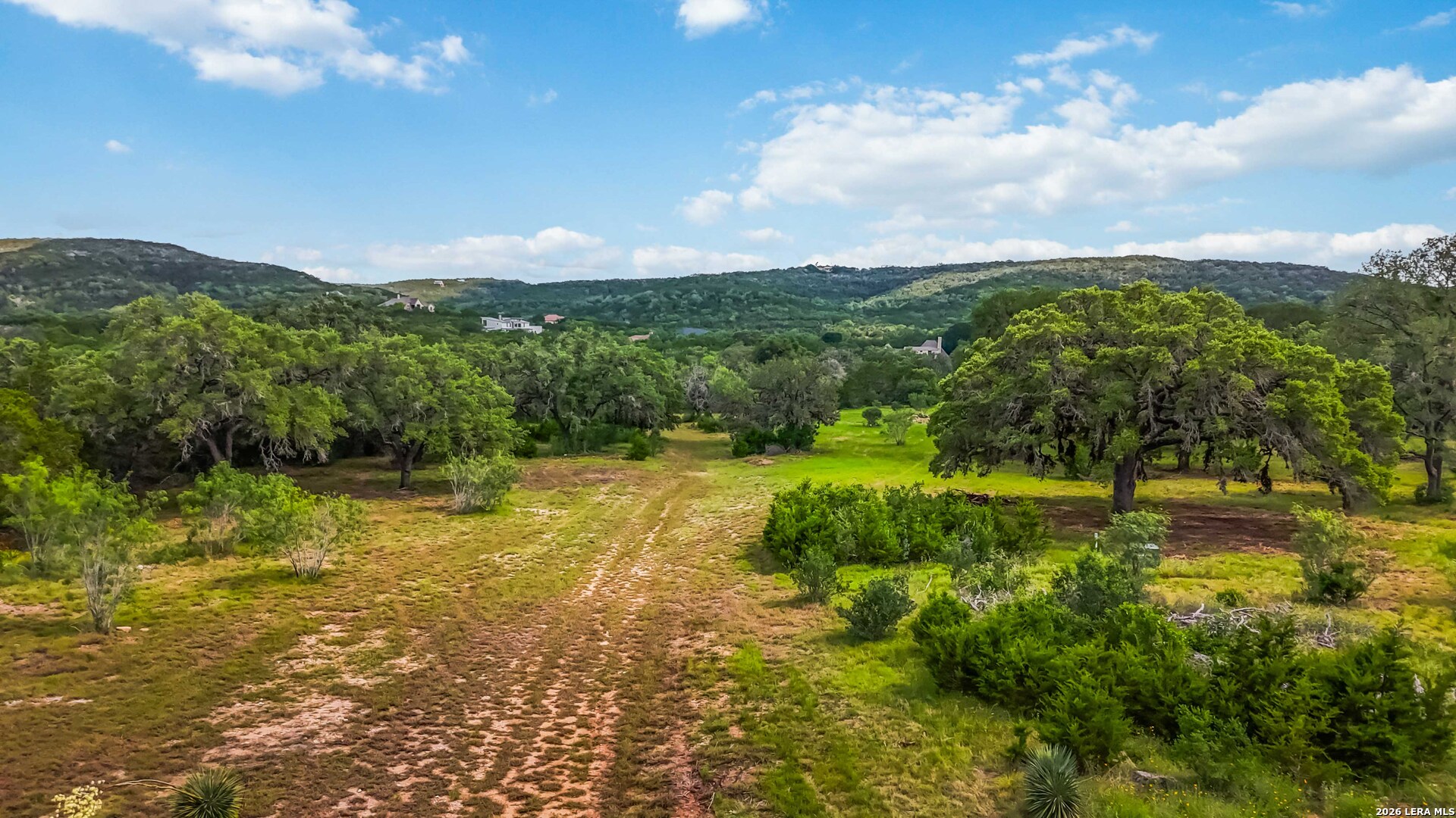 186 Private Road 1712 Mico TX 78056