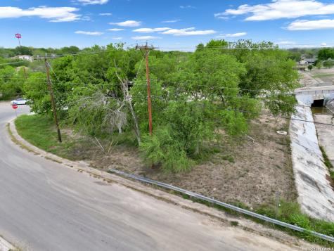 430 Betty Jean San Antonio TX 78223