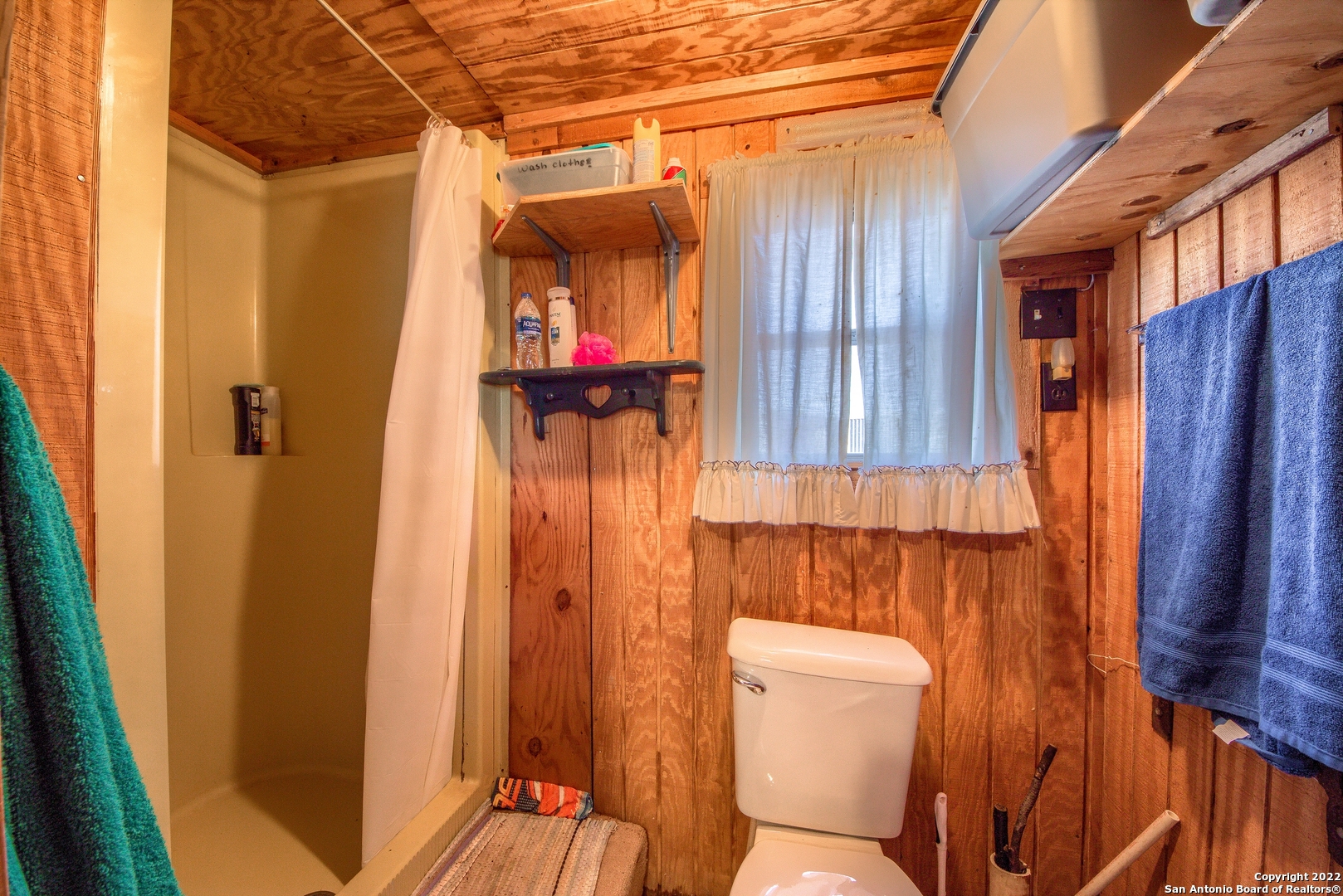 465 Watkins Road Mountain Home TX 78058