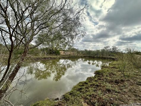 0 County Road 733 Moore TX 78057