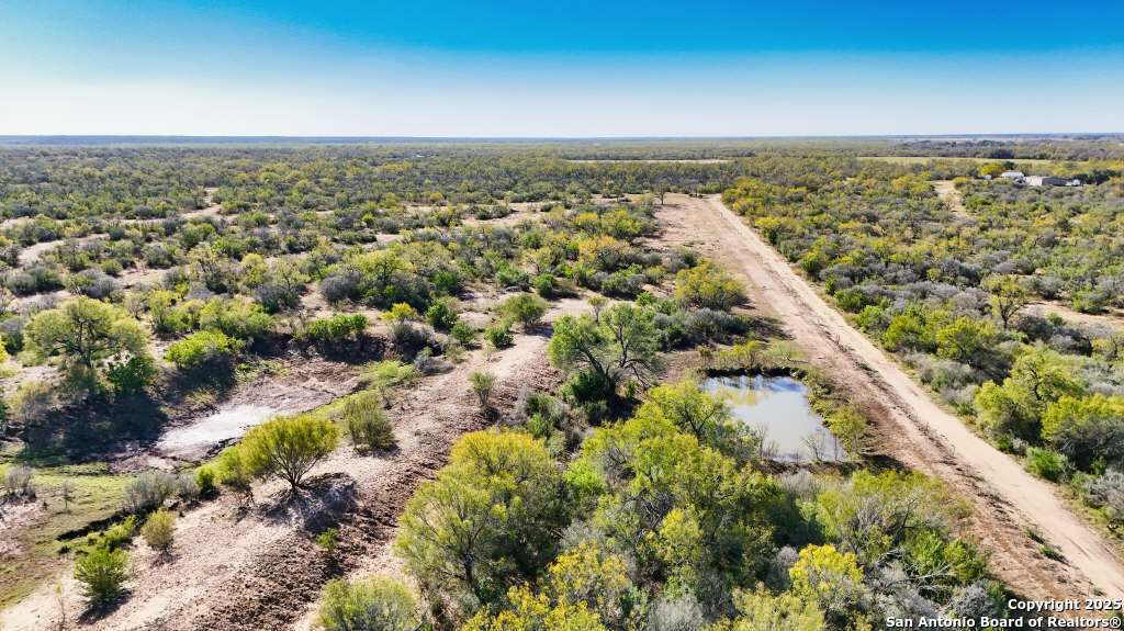 0 County Road 733 Moore TX 78057