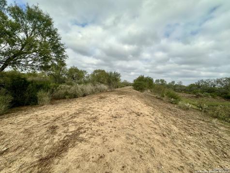 0 County Road 733 Moore TX 78057