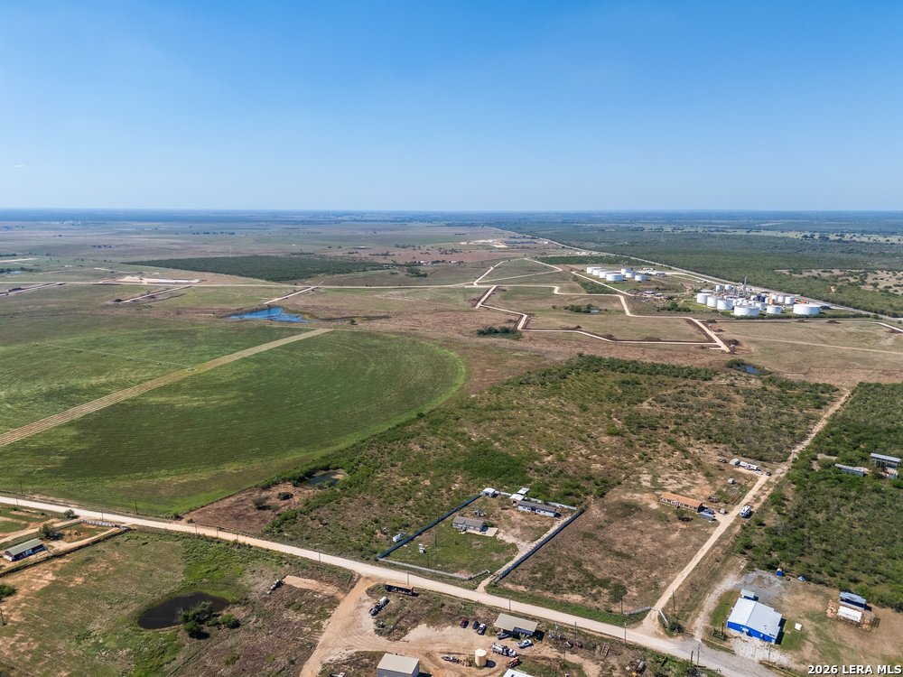 600 County Road 483 Nixon TX 78140
