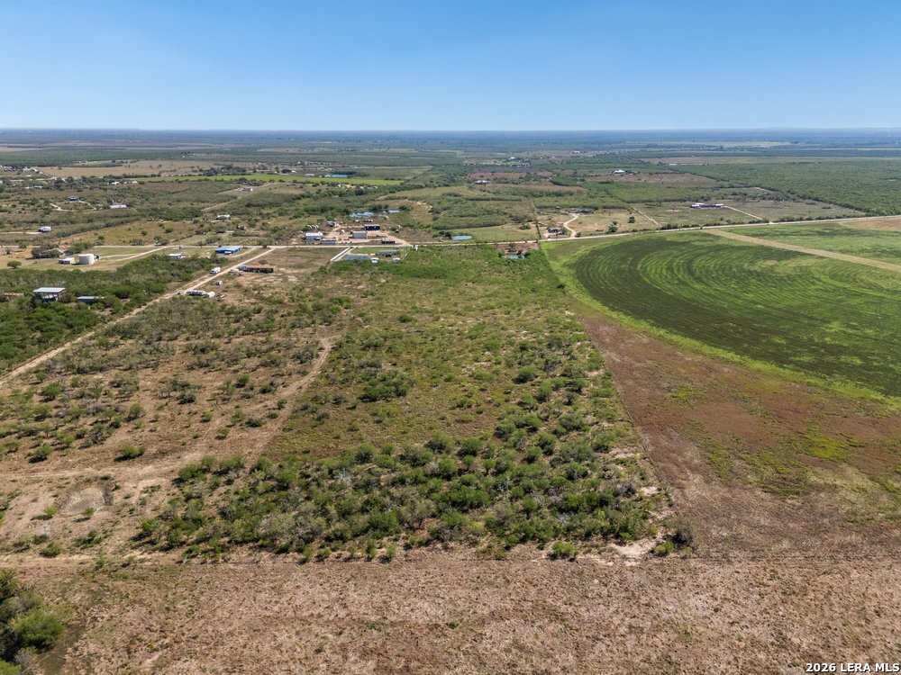600 County Road 483 Nixon TX 78140