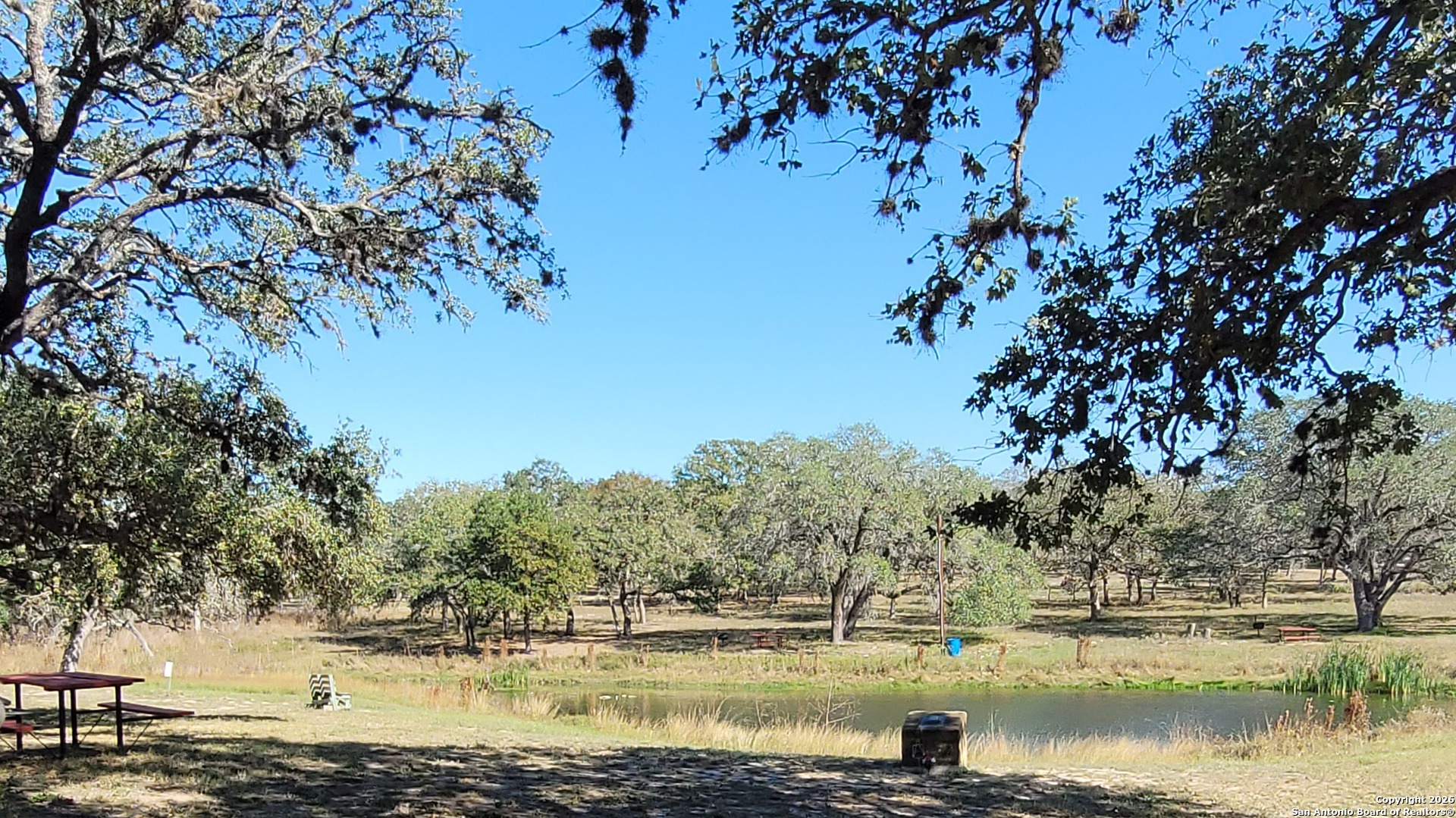 876 Evening Shade Adkins TX 78101