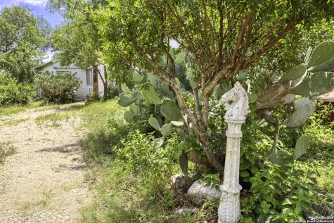 2422 Hillcrest Drive San Antonio TX 78228