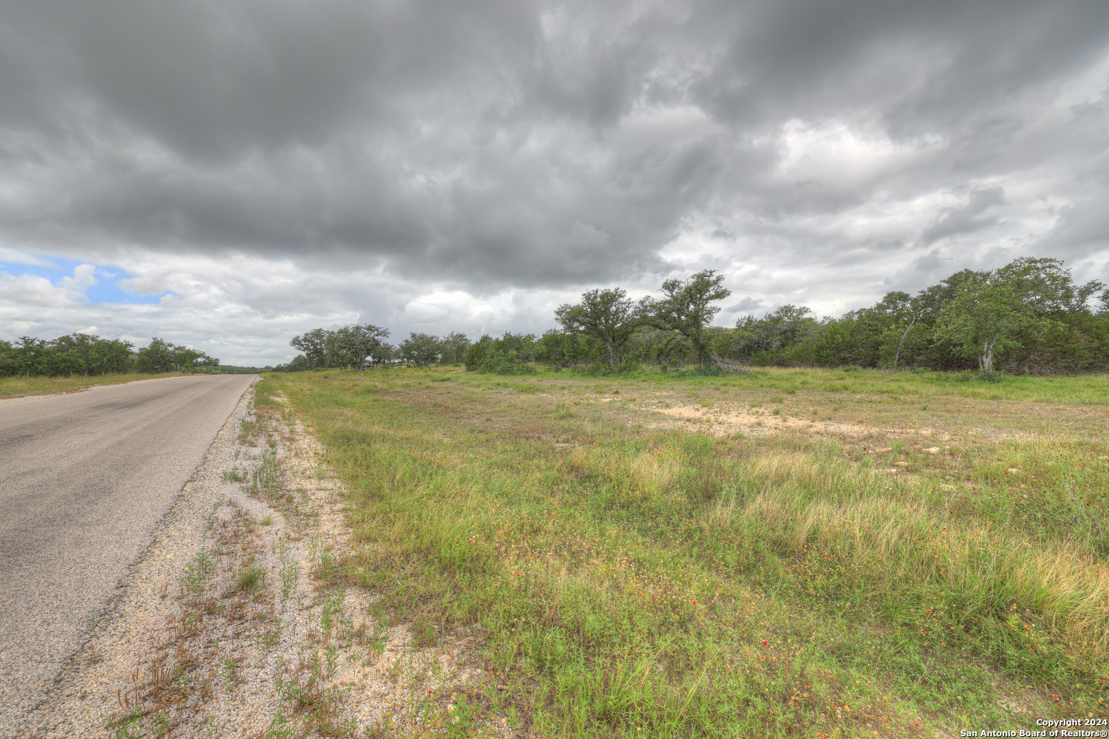 85 Majestic Hills Blanco TX 78606