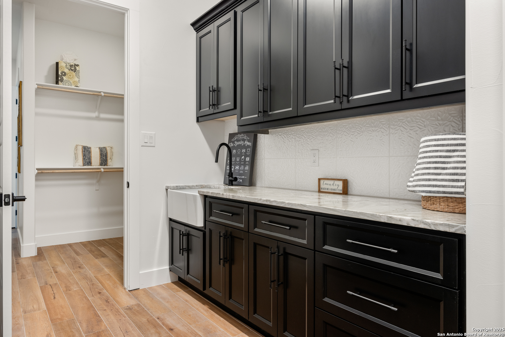 10022 Cates Creek San Antonio TX 78255