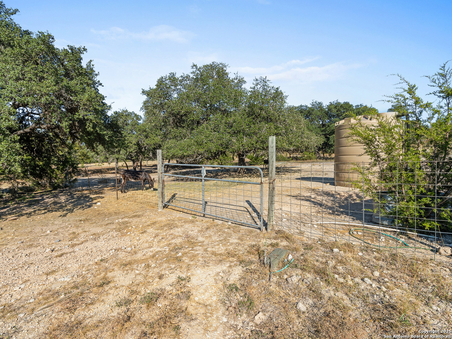 1719 Fm 1376 Sisterdale TX 78006