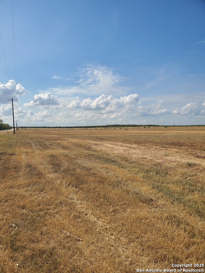 1196 County Road 1670 Moore TX 78057