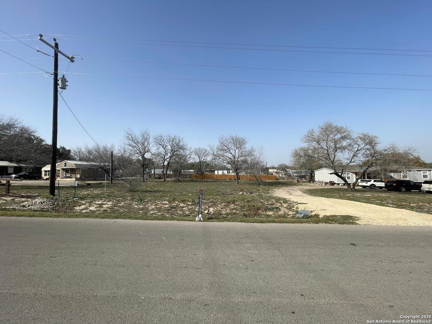 116 Rocky Ridge Poteet TX 78065