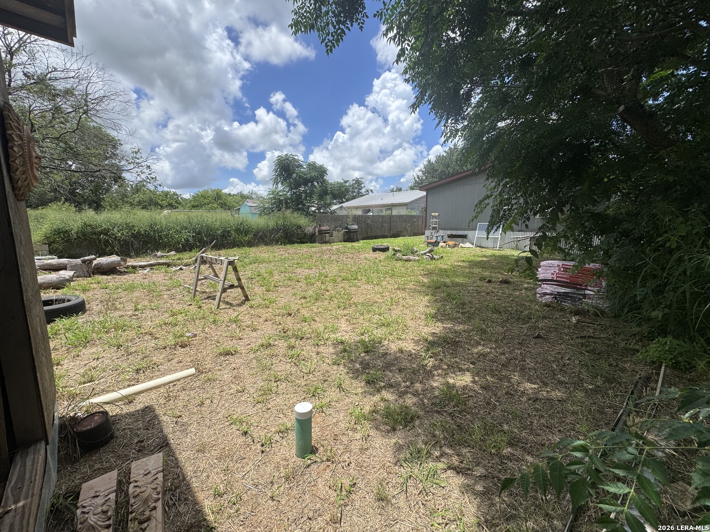 714 Hough Adkins TX 78101